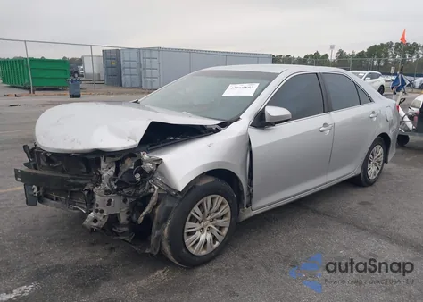 2012 Toyota Camry Le z USA, uszkodzony, nr VIN 4T1BF1FK0CU042053